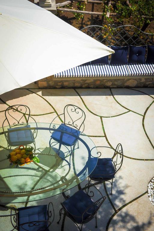 Villa De Rosa โปซิตาโน ภายนอก รูปภาพ