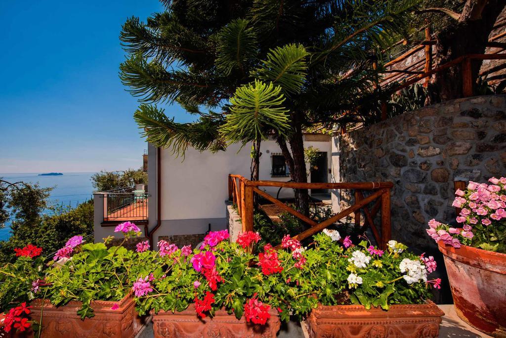 Villa De Rosa โปซิตาโน ภายนอก รูปภาพ